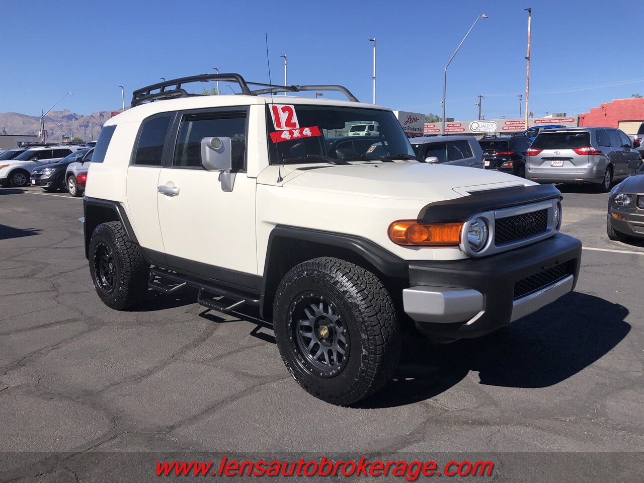toyota fj cruiser 2012 JTEBU4BF3CK132261 image toyota fj cruiser 2012 JTEBU4BF3CK132261 image
